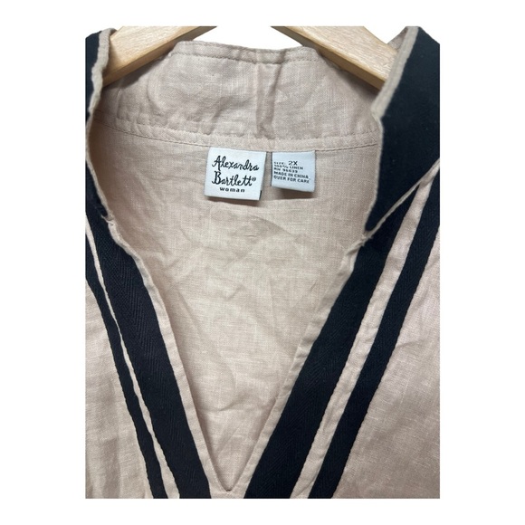 Alexandra Bartlett Linen Top | 2X | Boho Chic Minimalist - Picture 3 of 3